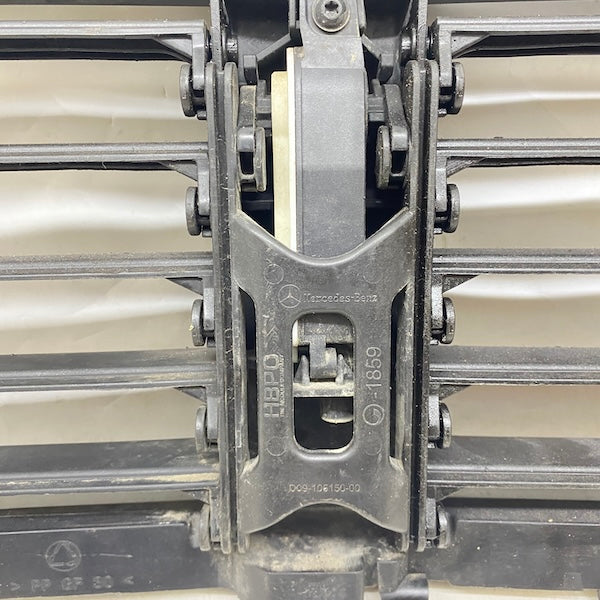 Mercedes A W177 Radyatör Hava Yönlendirici Motorlu 18-24 En Uygun Oto Parça