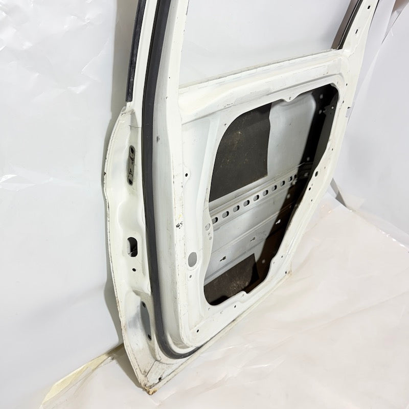 Mercedes B W245 Sağ Arka Kapı 2005-2010 Orijinal Çıkma En Uygun Oto Parça