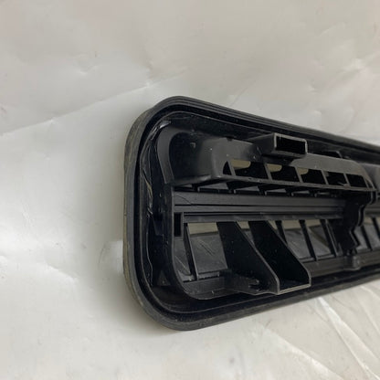 Mercedes C W205 Arka Çamurluk Havalandırma Menfezi A2058301201