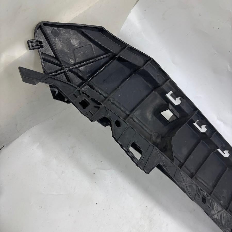 Mercedes CLA W117 Üst Tampon Bakaliti A1178850065 - En Uygun Oto Parça