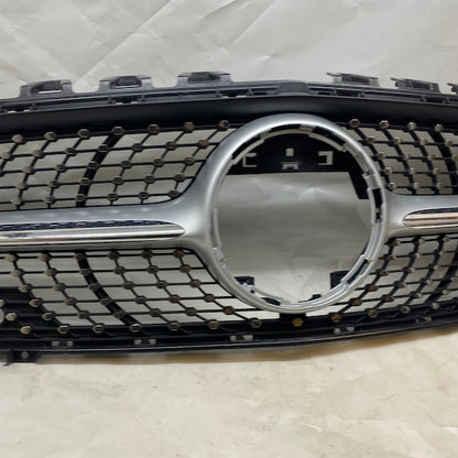 Mercedes CLA W118 Ön Panjur Diamond İthal 2000 En Uygun Oto Parça