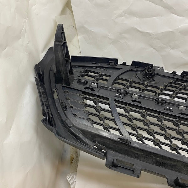 Mercedes CLA W118 Ön Panjur Diamond İthal 2000 En Uygun Oto Parça