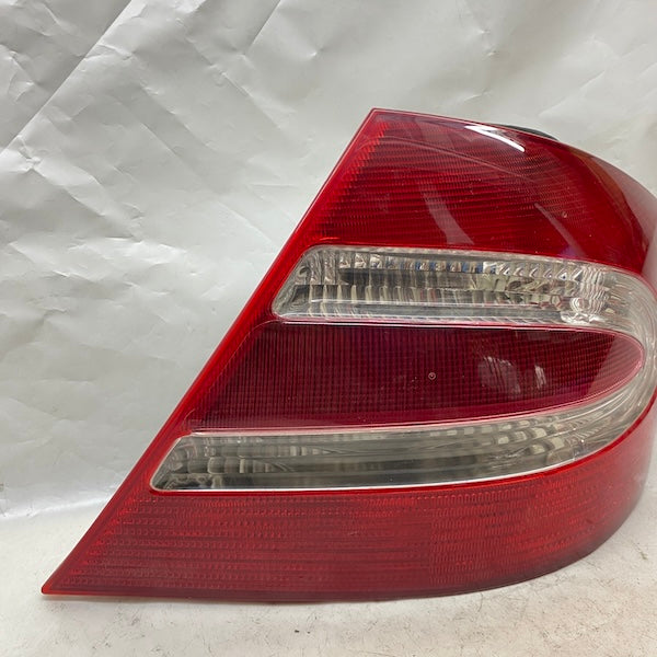 Mercedes CLK W209 Coupe Sağ Stop 03-09 A2098200264 Çıkma En Uygun Oto Parça