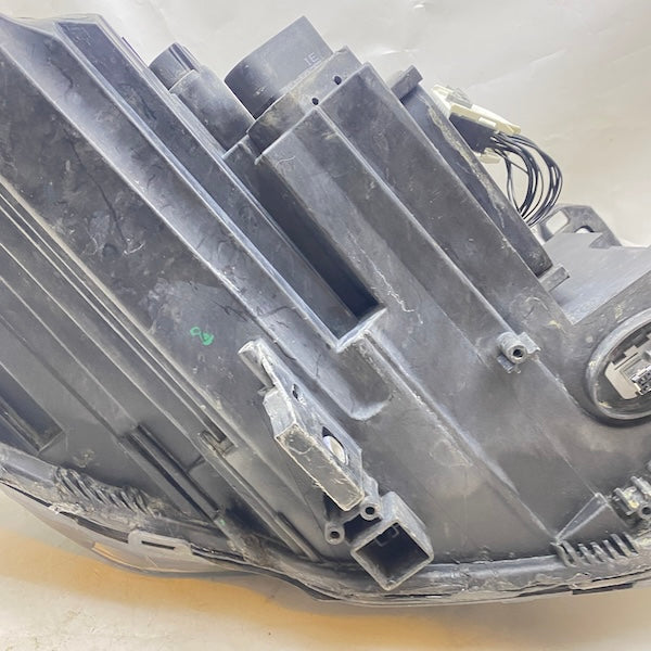 Mercedes CLA W117 Sol Far A1179065100 En Uygun Oto Parça