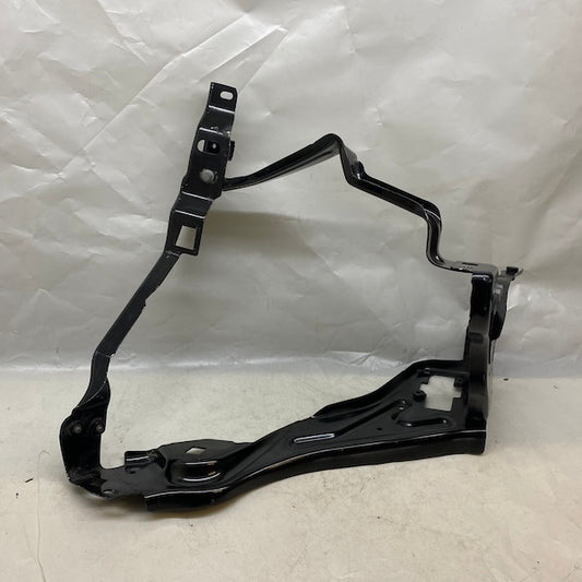 Mercedes C Sağ Far Yuva Sacı 08-14 A2046202514 Orijinal Çıkma