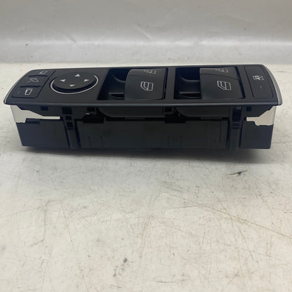 Mercedes C Serisi W204 Cam Düğmesi 4lü A2049055402