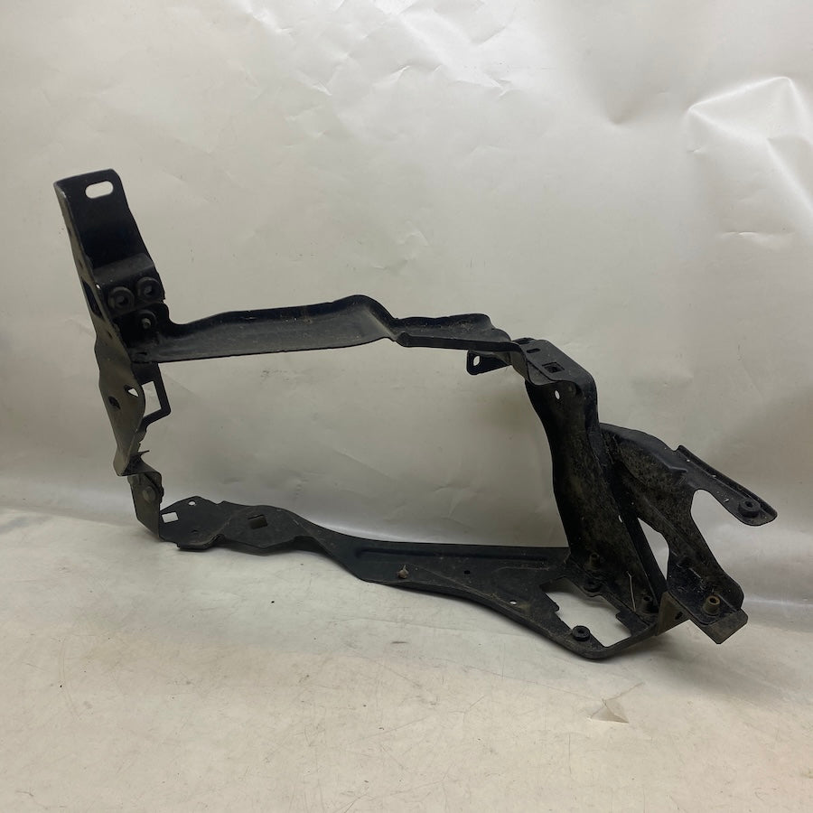 Mercedes C Serisi W204 Far Yuva Sacı A204620593 / A204620594 | Orijinal Çıkma 2007-2014