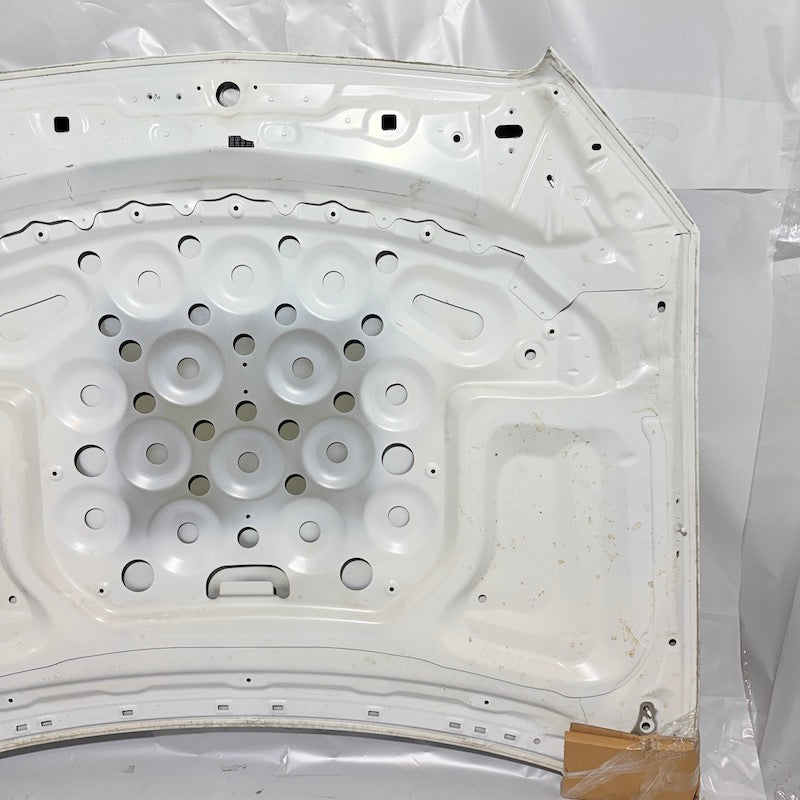 Mercedes C Serisi W205 Motor Kaputu 13-23 Beyaz En Uygun Oto Parça