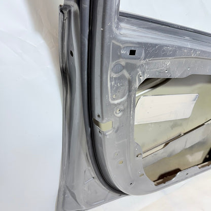 Mercedes C Serisi W205 Sol Ön Kapı Gri 14-20 A2057220110 En Uygun Oto Parça