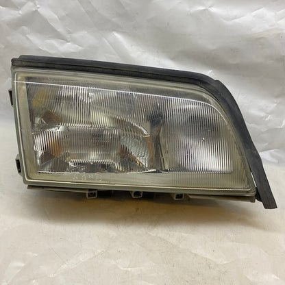 Mercedes C W202 Sağ Far 0301036206 Bosch En Uygun Oto Parça