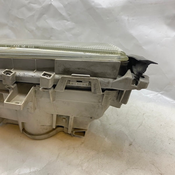 Mercedes C W202 Sağ Far 0301036206 Bosch En Uygun Oto Parça