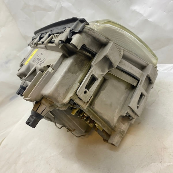 Mercedes C W202 Sağ Far 0301036206 Bosch En Uygun Oto Parça