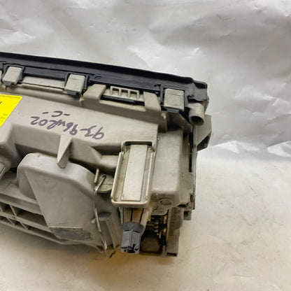 Mercedes C W202 Sağ Far 0301036206 Bosch En Uygun Oto Parça