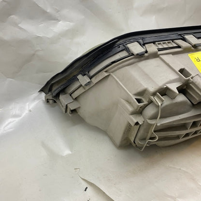 Mercedes C W202 Sağ Far 0301036206 Bosch En Uygun Oto Parça