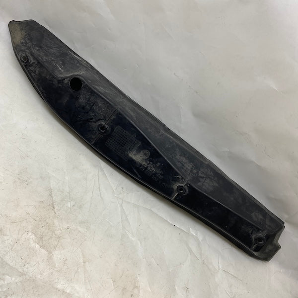 Mercedes C W204 Çamurluk Kaplamasi Sağ A2048890225 En Uygun Oto Parça