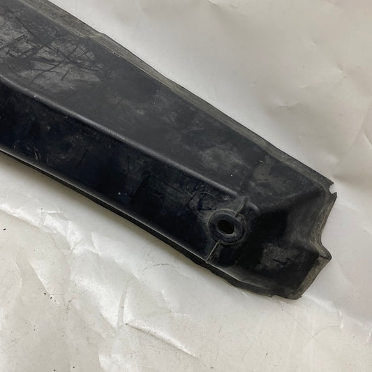 Mercedes C W204 Çamurluk Kaplamasi Sağ A2048890225 En Uygun Oto Parça