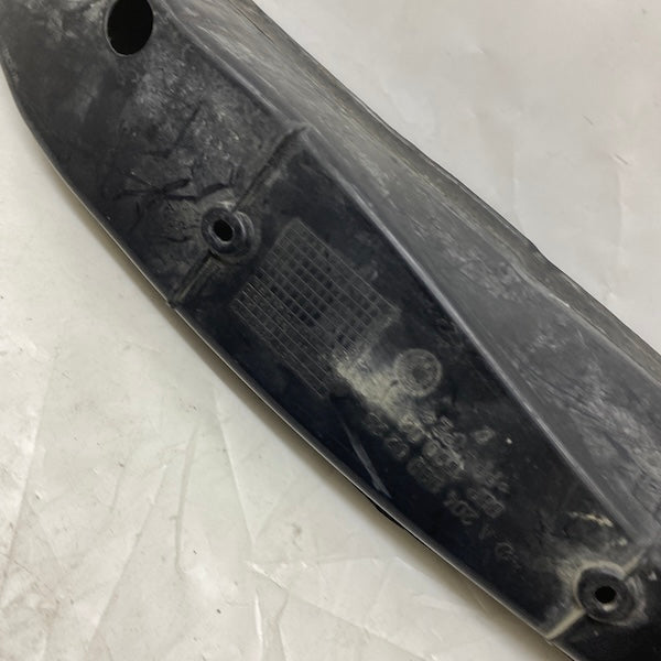 Mercedes C W204 Çamurluk Kaplamasi Sağ A2048890225 En Uygun Oto Parça