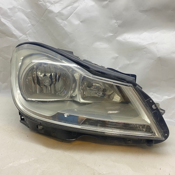 Mercedes C W204 Sağ Far A2048205059 Halojen En Uygun Oto Parça