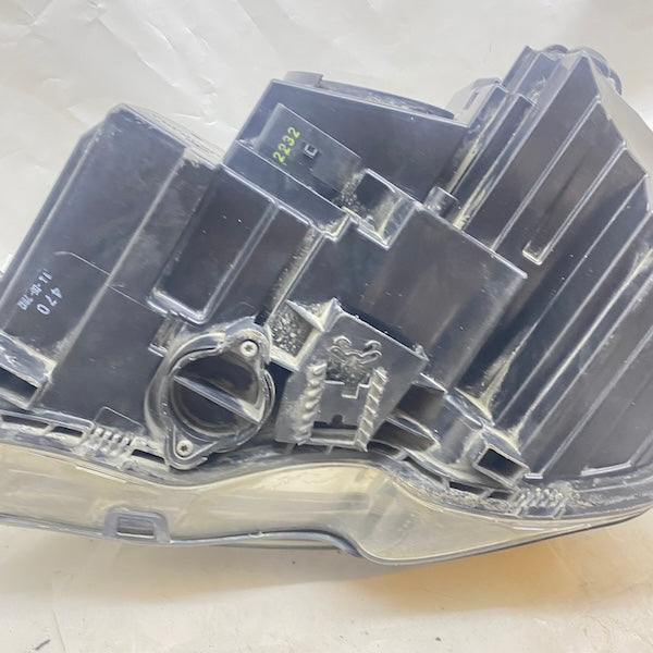 Mercedes C W204 Sağ Far A2048205059 Halojen En Uygun Oto Parça