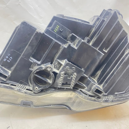 Mercedes C W204 Sağ Far A2048205059 Halojen En Uygun Oto Parça