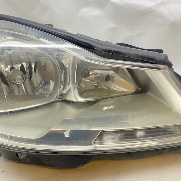 Mercedes C W204 Sağ Far A2048205059 Halojen En Uygun Oto Parça