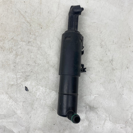 Mercedes C W204 Sağ Far Yıkama Robotu 2007-2014 A2048602847 En Uygun Oto Parça