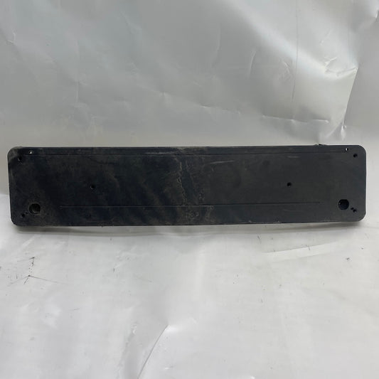 Mercedes C W205 AMG Plaka Altlığı Plakalık A2058171678 Orijinal Çıkma