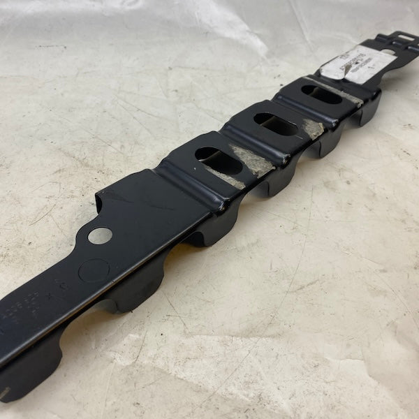 Mercedes C W205 Çamurluk Bağlantı Sacı A2056261116 En Uygun Oto Parça