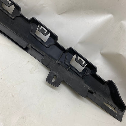 Mercedes C W205 Ön Tampon İç Üst Bakalit A2058851165