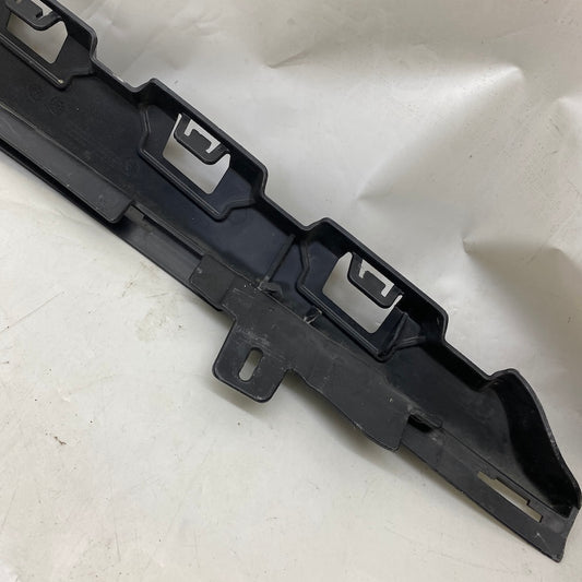 Mercedes C W205 Ön Tampon İç Üst Bakalit A2058851165