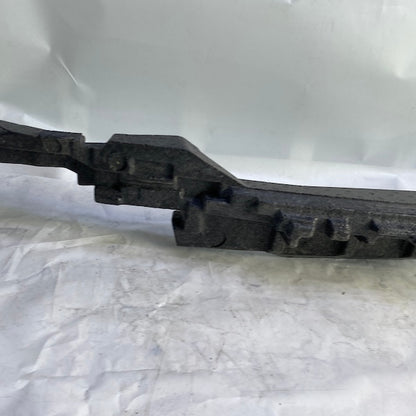 Mercedes C W205 Ön Tampon Köpüğü A2058850537