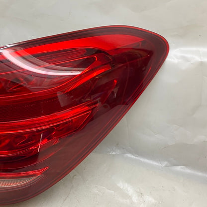 Mercedes C W205 Sağ Stop 14-18 A2058200457 İthal Çıkma En Uygun Oto Parça