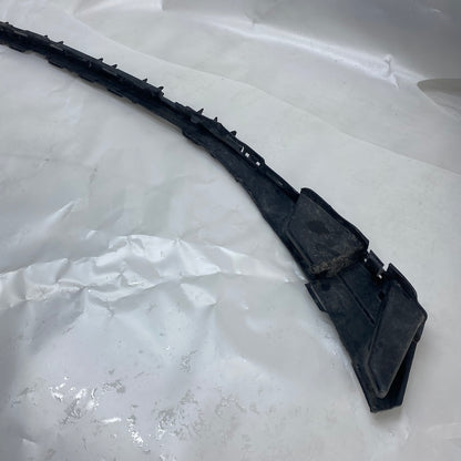 Mercedes C W206 Ön Tampon Alt Braket A2068858101
