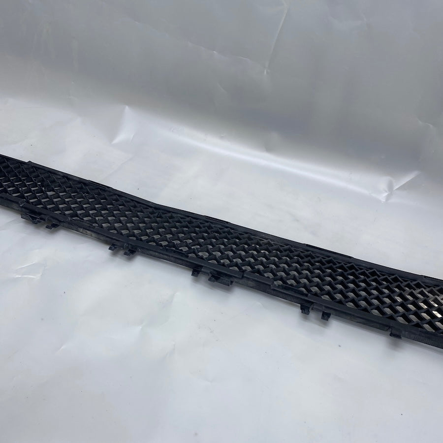 Mercedes E A213 W213 Tampon Izgara A2138858803