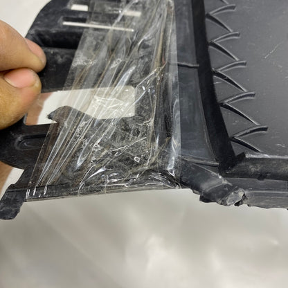 Mercedes E A213 W213 Tampon Izgara A2138858803