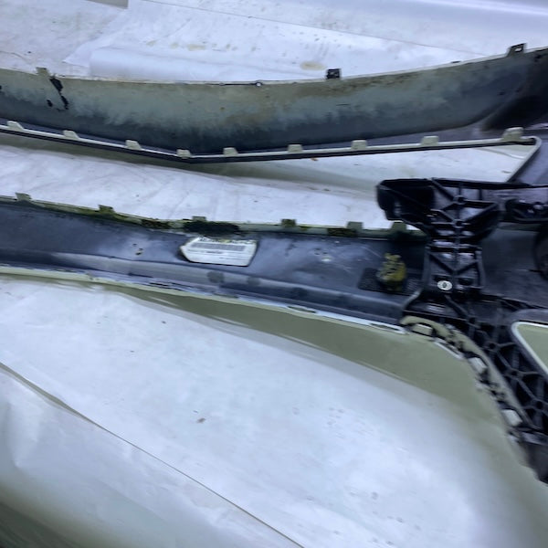 Mercedes E Coupe AMG W207 Ön Tampon A2078852725 En Uygun Oto Parça