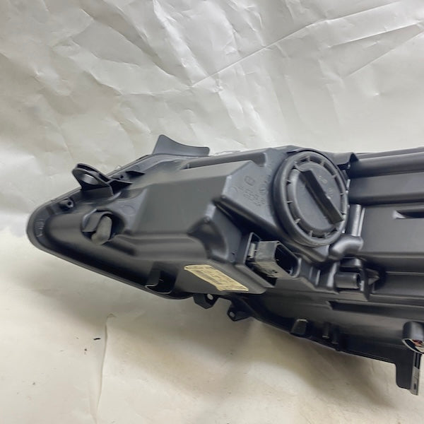 Mercedes E Coupe W207 Sağ Far A2078200639KZ Xenon En Uygun Oto Parça