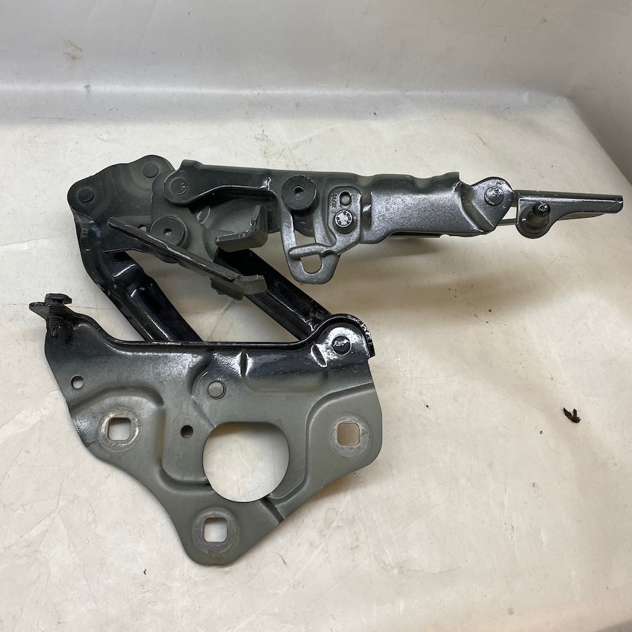 Mercedes EQE/EQS W297 Motor Kaput Menteşesi A2978801400 Orijinal Çıkma