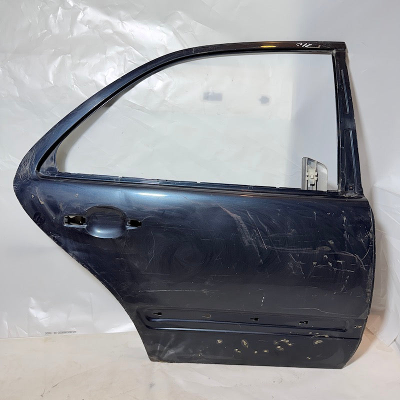 Mercedes E Serisi W210 Sağ Arka Kapı En Uygun Oto Parça