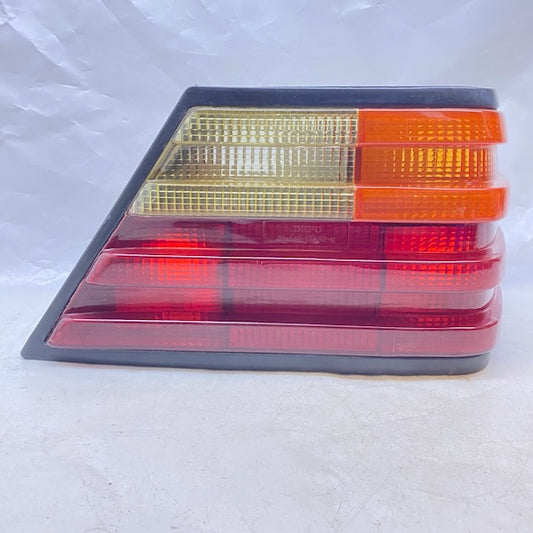 Mercedes E W124 200E Sağ Stop 84-98 Depo Marka En Uygun Oto Parça