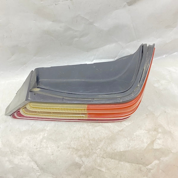 Mercedes E W124 200E Sağ Stop 84-98 Depo Marka En Uygun Oto Parça