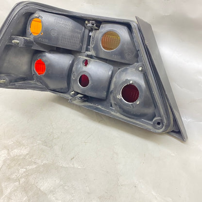 Mercedes E W124 200E Sağ Stop 84-98 Depo Marka En Uygun Oto Parça