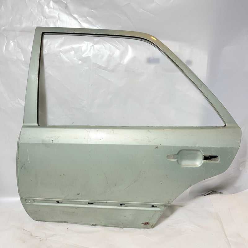 Mercedes E W124 Sol Arka Kapı 1985-1994 Orijinal Çıkma En Uygun Oto Parça