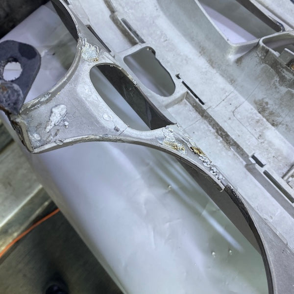 Mercedes E W210 Ön Tampon A2108851825 99-02 En Uygun Oto Parça