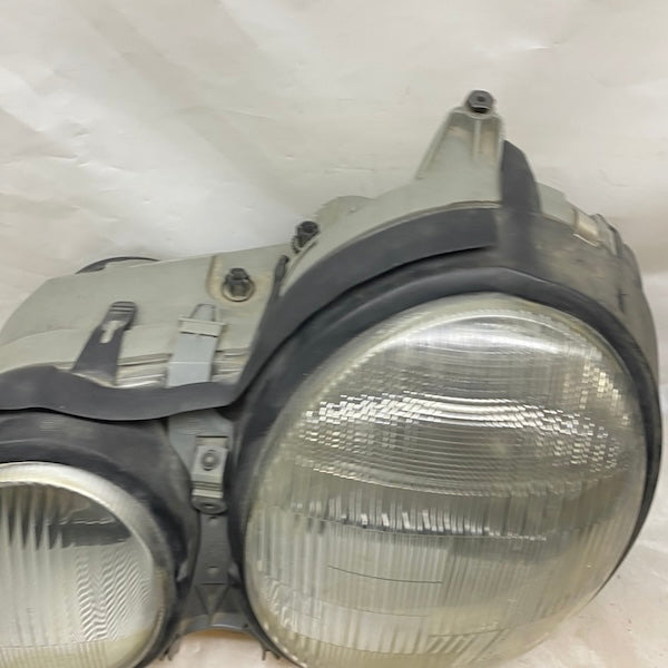 Mercedes E W210 Sol Far Halojen 98-01 150607-00 Orijinal Çıkma En Uygun Oto Parça