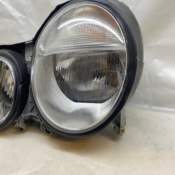 Mercedes E W210 Sol Far Xenon Beyinli 98-01 1D90077070-07 Hella En Uygun Oto Parça