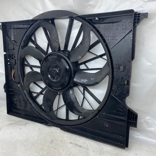 Mercedes E W211 E270 Radyatör Fanı A2115050555 Orijinal Çıkma En Uygun Oto Parça