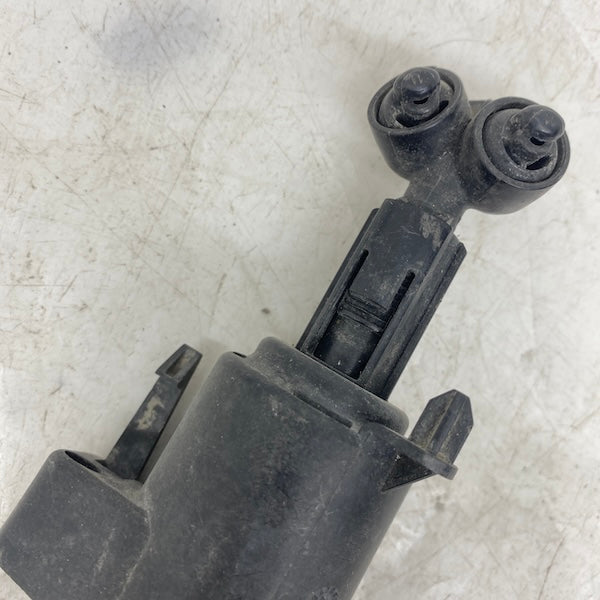 Mercedes E W212 Sağ Far Yıkama Robotu 2009-2016 A2128600047 En Uygun Oto Parça