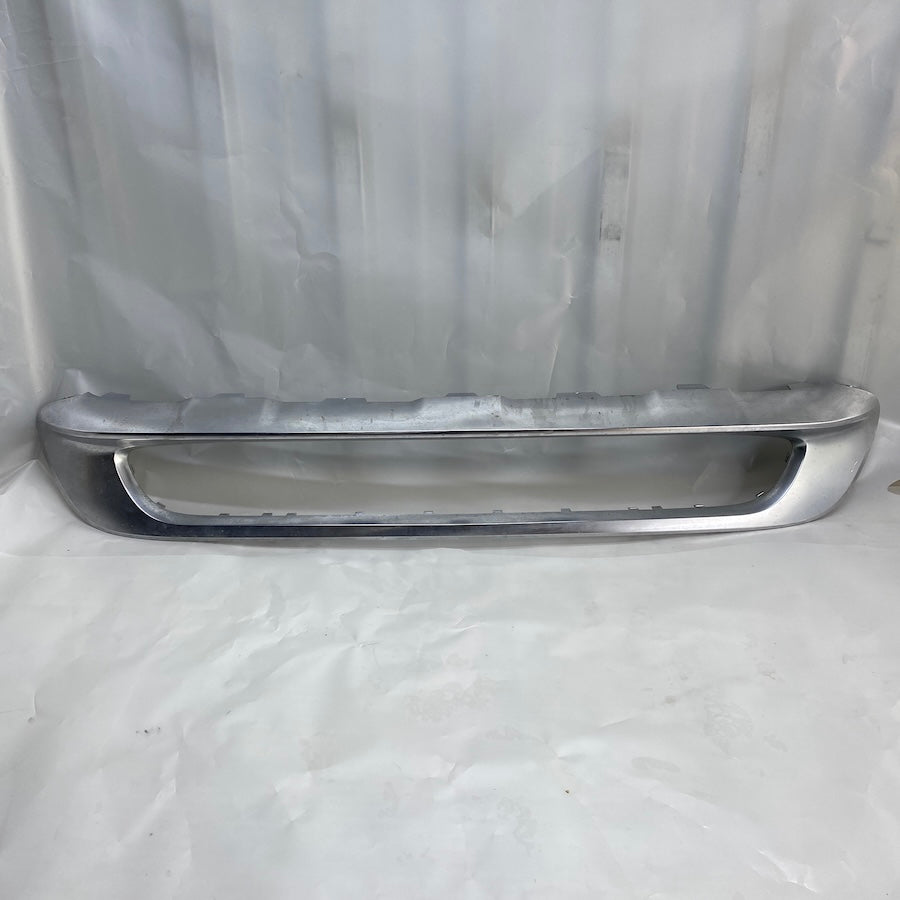 Mercedes GLA W156 Ön Tampon Nikelaji Kaplaması A1568851622