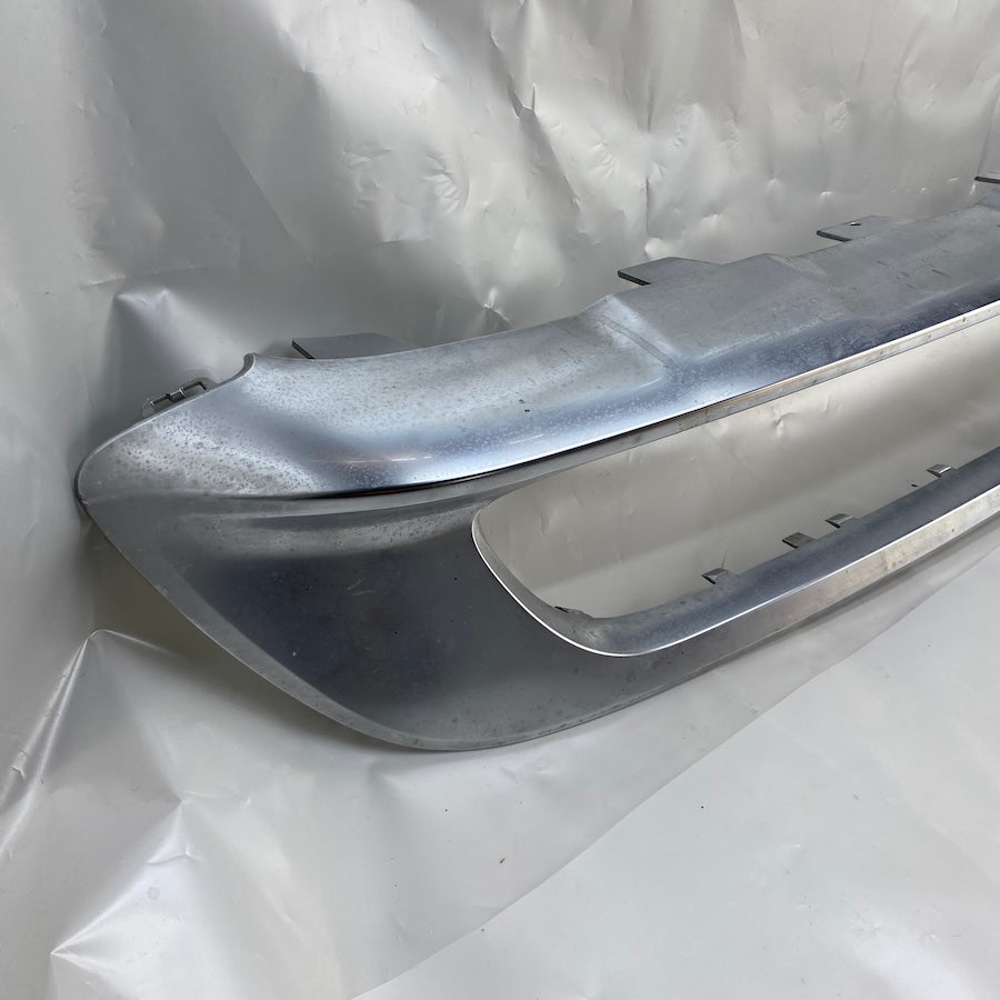 Mercedes GLA W156 Ön Tampon Nikelaji Kaplaması A1568851622
